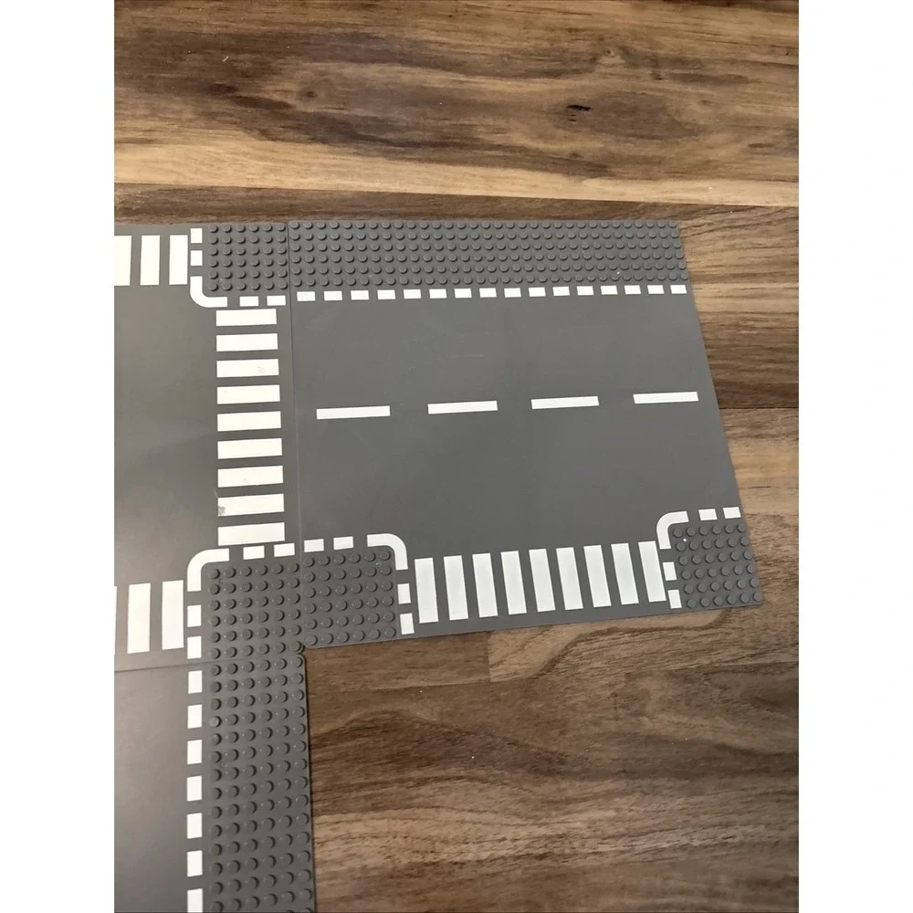 NON‎ Lego Lot of 4 Road Baseplates 32x32 City Dashed Line Street